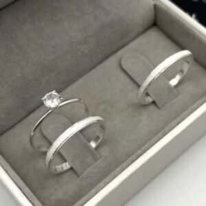 ALIANÇA 2MM DIAMANTADA (CANTO LISO)