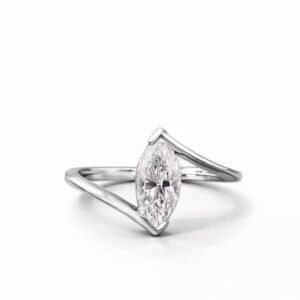 ANEL DE PRATA NAVETE